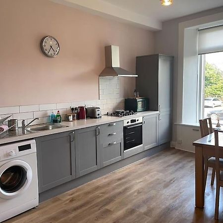 5 Minutes From Loch Lomond - Newly Renovated Ground Floor 1-Bed Flat Lägenhet Bonhill Exteriör bild