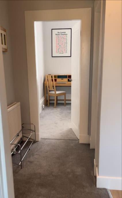 5 Minutes From Loch Lomond - Newly Renovated Ground Floor 1-Bed Flat Lägenhet Bonhill Exteriör bild