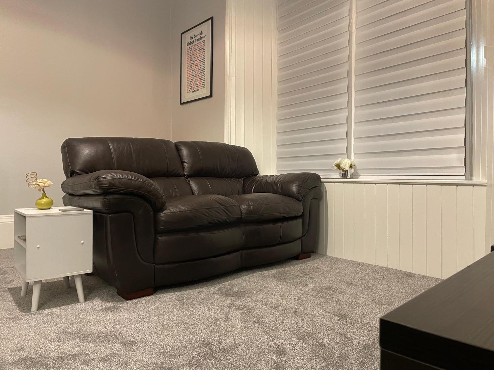 5 Minutes From Loch Lomond - Newly Renovated Ground Floor 1-Bed Flat Lägenhet Bonhill Exteriör bild